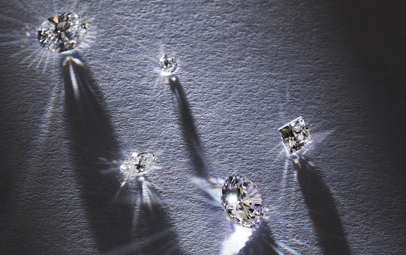 Im Labor gezüchteter Diamant